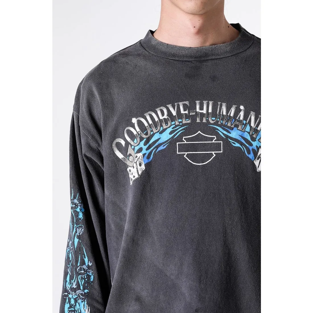 SAINT Mxxxxxx LS TEE/BTFL BASTARS/BLK flame dice distressed long sleeves, washed black S-XL, look for cylindrical fabrics without side seams, don’t buy open ones anymore, boring Assute ready-made garments dyed, all parts faded with spray paint/dirty with hand-made graffiti, collar and cuffs frayed, many hangings/original level printing restored, customized new markings/accessories complete, with little angel anti-counterfeiting label